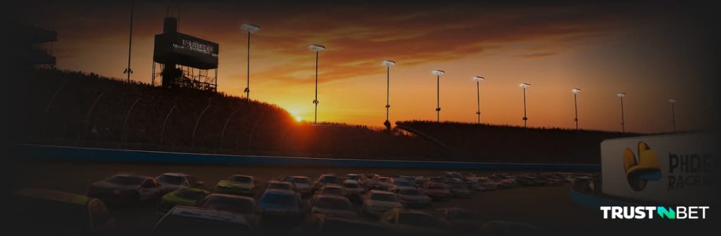 Race Cars start track