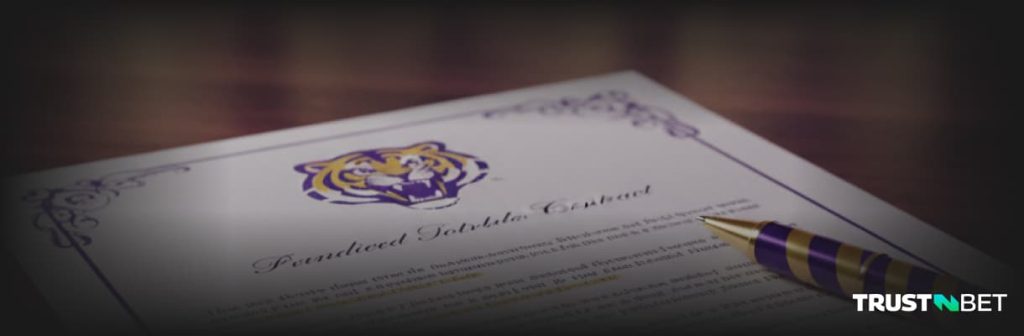 Brian Kelly contract